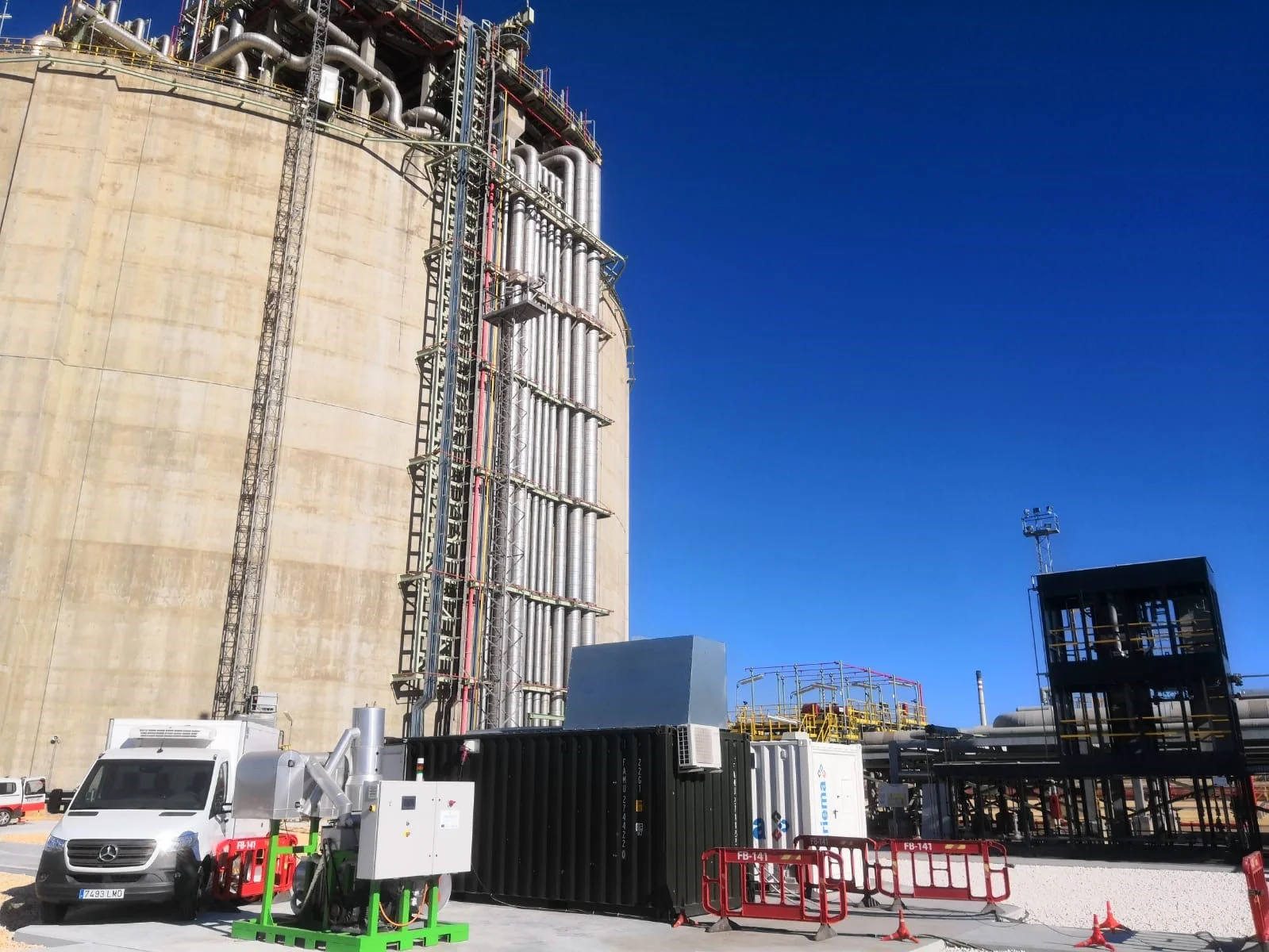 shaky_montaje-enagas-huelva